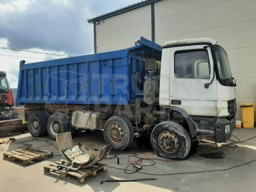 Mercedes Actros MP2 самосвал в разбор фото 7