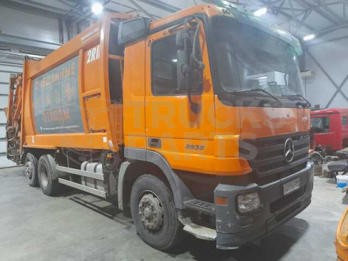 Mercedes Actros 2532 под разбор фото 4